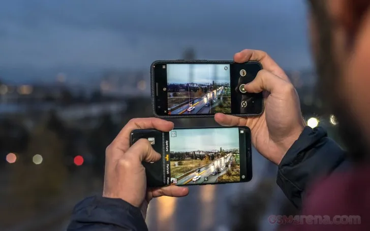 Galaxy S10 thổi bay thử thách chụp ảnh đêm với Bright Night - Ảnh 1. Galaxy S10 thổi bay thử thách chụp ảnh đêm với Bright Night - Ảnh 1.