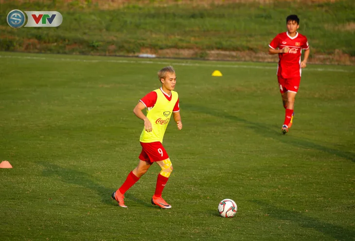 ĐT Việt Nam tiếp tục rèn quân chờ Asian Cup 2019 - Ảnh 12. ĐT Việt Nam tiếp tục rèn quân chờ Asian Cup 2019 - Ảnh 12.