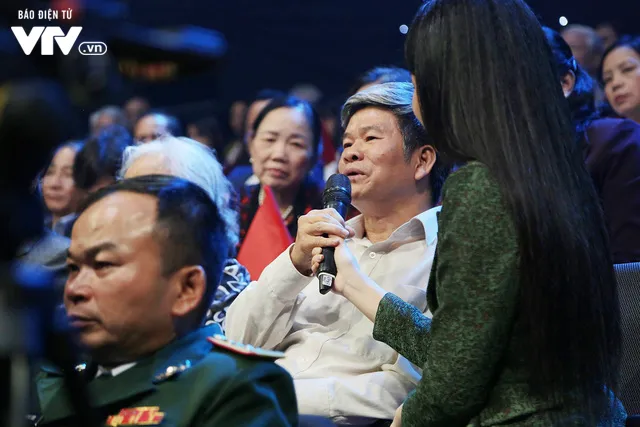 Giai điệu tự hào - Cây súng và hoa hồng: Bản anh hùng ca về người lính - Ảnh 5. Giai điệu tự hào - Cây súng và hoa hồng: Bản anh hùng ca về người lính - Ảnh 5.