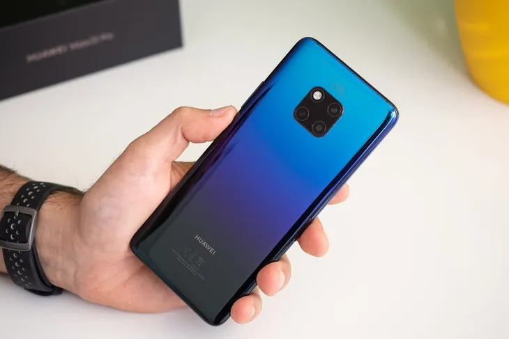 Huawei tuyên bố bán được 200 triệu chiếc smartphone trong năm 2018 - Ảnh 2. Huawei tuyên bố bán được 200 triệu chiếc smartphone trong năm 2018 - Ảnh 2.