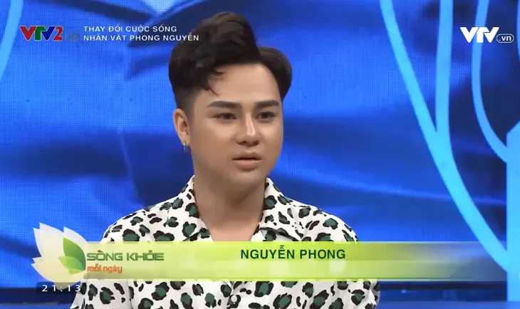 Thay đổi cuộc sống: Chàng trai bán mỹ phẩm lột xác nhờ phẫu thuật thẩm mỹ - Ảnh 1. Thay đổi cuộc sống: Chàng trai bán mỹ phẩm lột xác nhờ phẫu thuật thẩm mỹ - Ảnh 1.