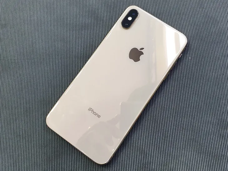 Những mẫu smartphone cao cấp đáng mua cuối năm 2018 - Ảnh 3. Những mẫu smartphone cao cấp đáng mua cuối năm 2018 - Ảnh 3.
