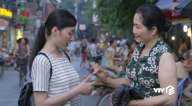 Những cô gái trong thành phố - Tập 3: Trúc bị khách ép uống bia rồi giở trò trở mặt - Ảnh 2. Những cô gái trong thành phố - Tập 3: Trúc bị khách ép uống bia rồi giở trò trở mặt - Ảnh 2.