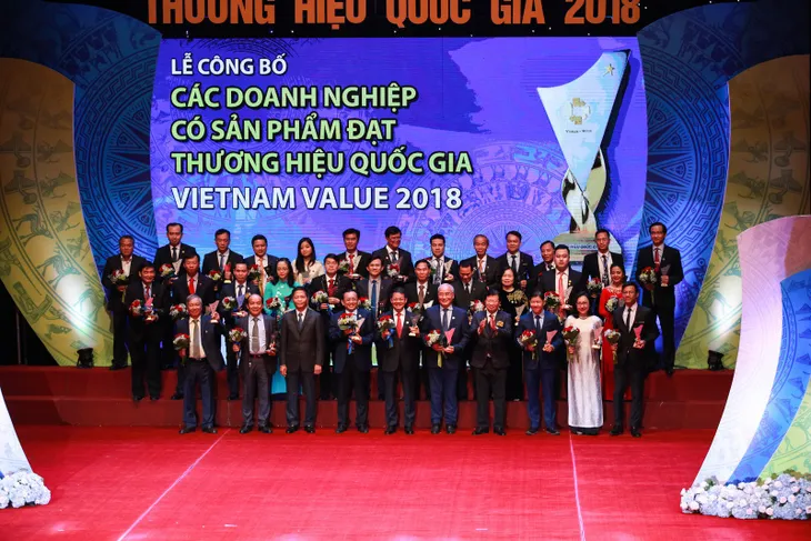 Eurowindow - Tự hào 8 năm liên tiếp đạt Thương hiệu quốc gia - Ảnh 1. Eurowindow - Tự hào 8 năm liên tiếp đạt Thương hiệu quốc gia - Ảnh 1.