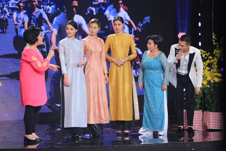 Ký ức vui vẻ: Hồng Vân, Ốc Thanh Vân đau khổ vì... cân nặng - Ảnh 1. Ký ức vui vẻ: Hồng Vân, Ốc Thanh Vân đau khổ vì... cân nặng - Ảnh 1.