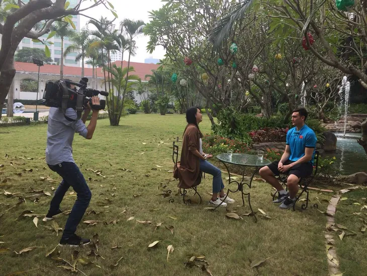 Gặp gỡ thủ môn Đặng Văn Lâm trong Bản tin đặc biệt VTV4 - Ảnh 3. Gặp gỡ thủ môn Đặng Văn Lâm trong Bản tin đặc biệt VTV4 - Ảnh 3.