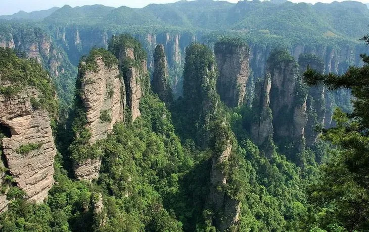 Thót tim với cuộc thi “đi bộ trên bầu trời” ở độ cao gần 1100m - Ảnh 2. Thót tim với cuộc thi “đi bộ trên bầu trời” ở độ cao gần 1100m - Ảnh 2.