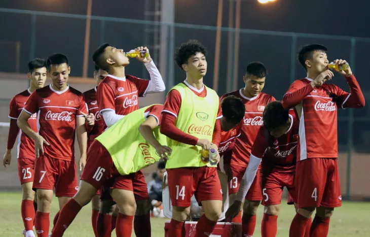 Tiền vệ Phạm Đức Huy: “Ai vào sân không quan trọng bằng kết quả thi đấu” - Ảnh 7. Tiền vệ Phạm Đức Huy: “Ai vào sân không quan trọng bằng kết quả thi đấu” - Ảnh 7.