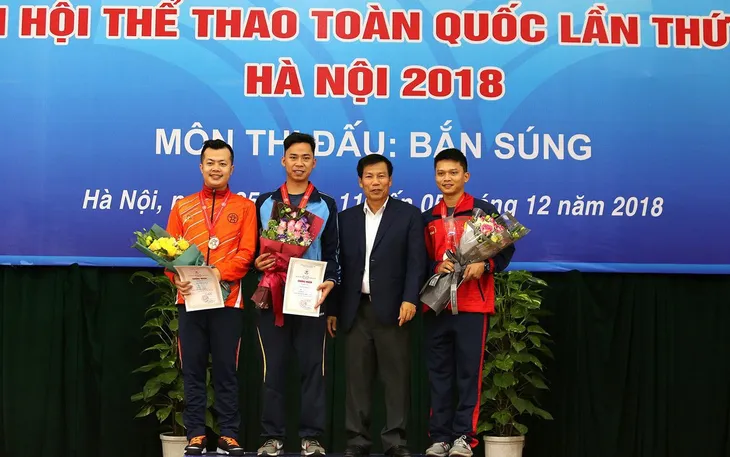 Bộ trưởng Nguyễn Ngọc Thiện trao thưởng cho các huy chương Bắn súng của của Đại hội Thể thao toàn quốc lần thứ VIII - 2018 - Ảnh 1. Bộ trưởng Nguyễn Ngọc Thiện trao thưởng cho các huy chương Bắn súng của của Đại hội Thể thao toàn quốc lần thứ VIII - 2018 - Ảnh 1.
