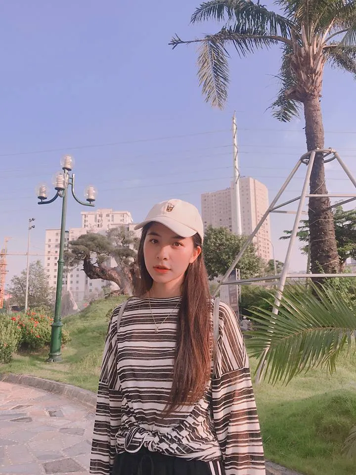 Cộng đồng mạng truy lùng nữ sinh vào vai Quỳnh búp bê ngày bé - Ảnh 5. Cộng đồng mạng truy lùng nữ sinh vào vai Quỳnh búp bê ngày bé - Ảnh 5.