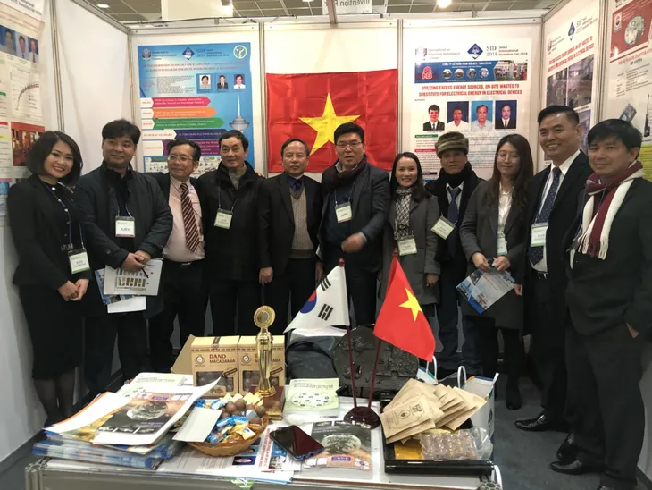 Khai mạc triển lãm quốc tế về Khoa học và Công nghệ (SIIF) tại Hàn Quốc - Ảnh 5. Khai mạc triển lãm quốc tế về Khoa học và Công nghệ (SIIF) tại Hàn Quốc - Ảnh 5.