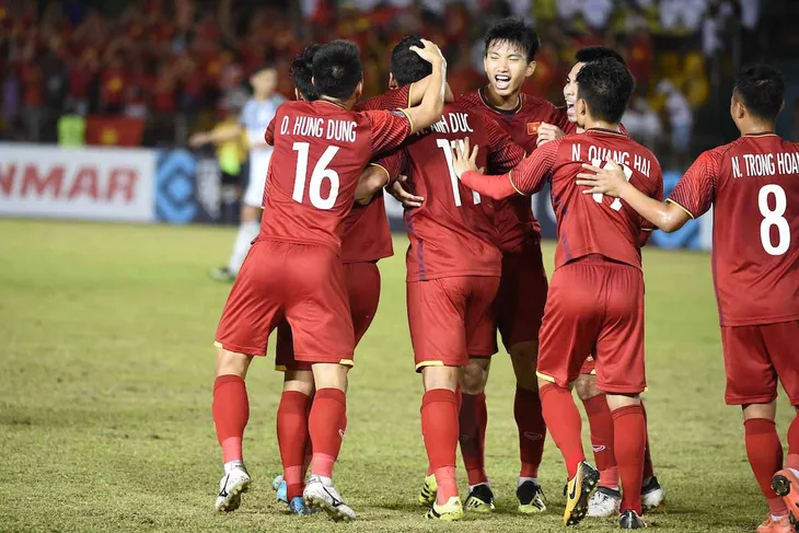 Bán kết lượt về AFF Cup 2018, ĐT Việt Nam - ĐT Philippines: Không thể chủ quan! (19h30 hôm nay trên VTV5 & VTV6) - Ảnh 1. Bán kết lượt về AFF Cup 2018, ĐT Việt Nam - ĐT Philippines: Không thể chủ quan! (19h30 hôm nay trên VTV5 & VTV6) - Ảnh 1.