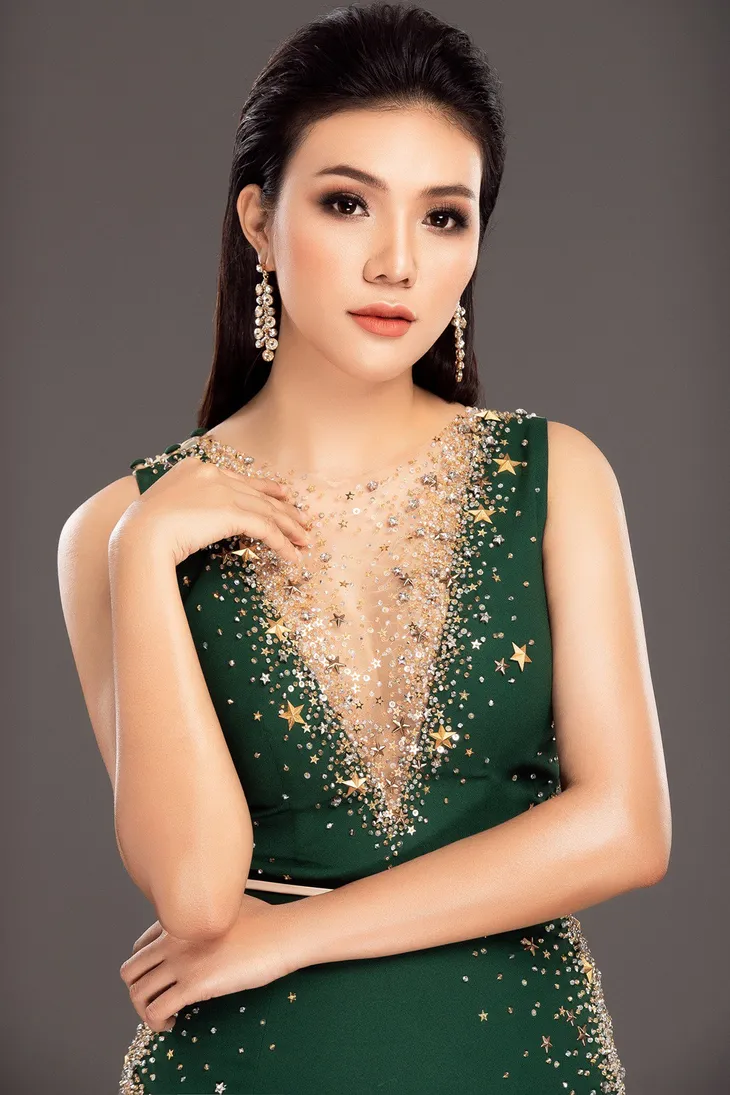 Hé lộ người đẹp đại diện Việt Nam thi Hoa hậu Du lịch quốc tế 2018 - Ảnh 8. Hé lộ người đẹp đại diện Việt Nam thi Hoa hậu Du lịch quốc tế 2018 - Ảnh 8.