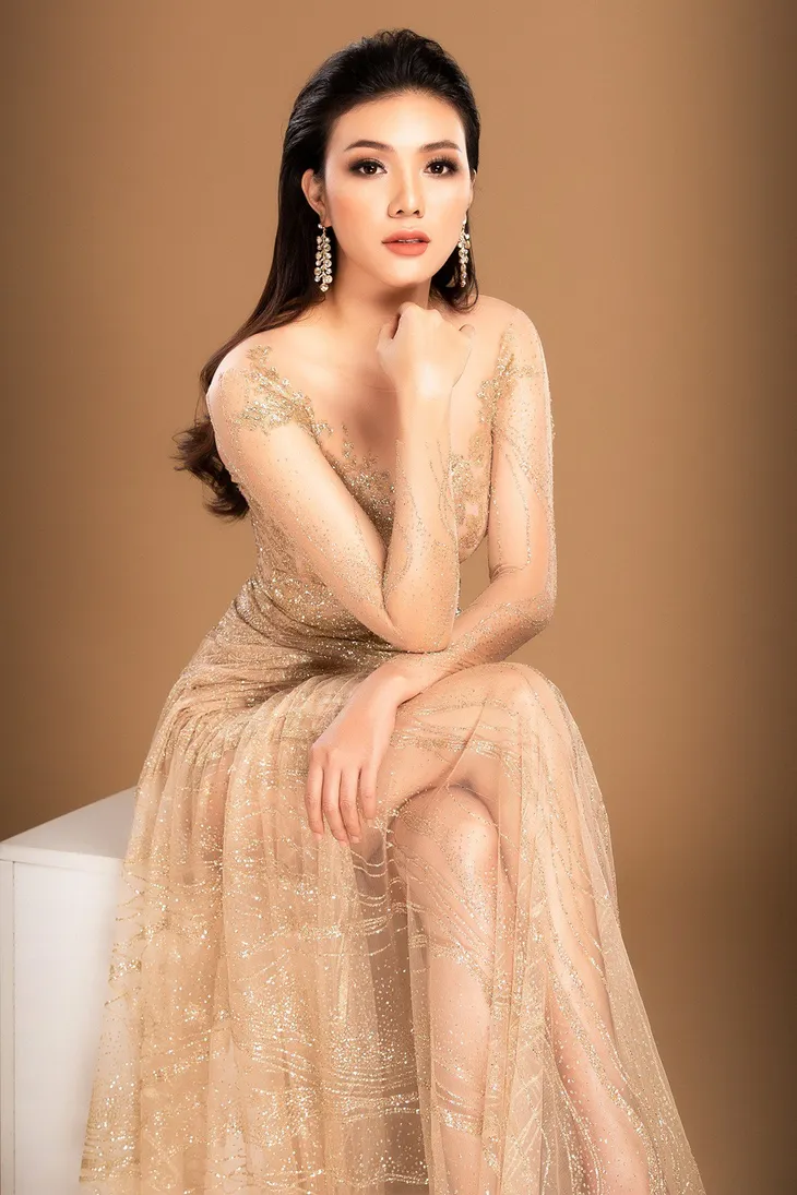Hé lộ người đẹp đại diện Việt Nam thi Hoa hậu Du lịch quốc tế 2018 - Ảnh 5. Hé lộ người đẹp đại diện Việt Nam thi Hoa hậu Du lịch quốc tế 2018 - Ảnh 5.