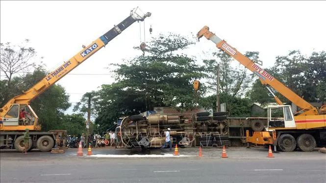 Tai nạn giao thông nghiêm trọng tại Quảng Trị - Ảnh 1. Tai nạn giao thông nghiêm trọng tại Quảng Trị - Ảnh 1.