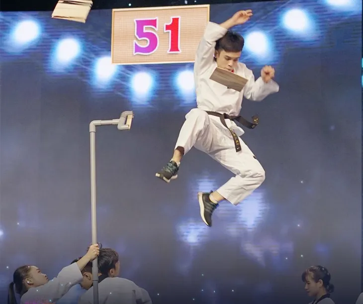 Đội tuyển Taekwondo Việt Nam chiến thắng tập 11 100 giây rực rỡ - Ảnh 2. Đội tuyển Taekwondo Việt Nam chiến thắng tập 11 100 giây rực rỡ - Ảnh 2.