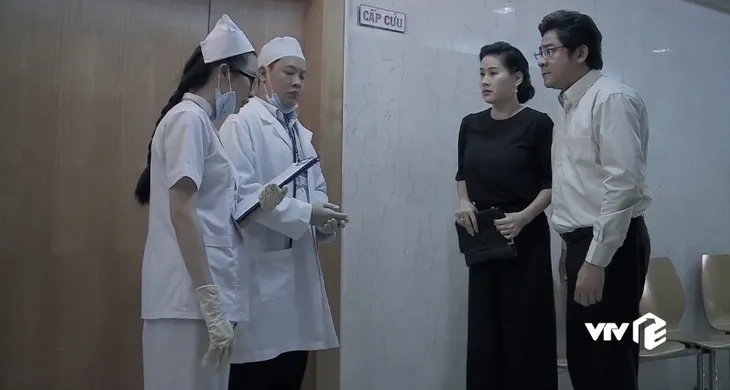 Cung đường tội lỗi - Tập 40: Té ngửa vì Phú Thịnh không phải con ruột, ông Hòa quay lưng tìm cách chiếm tập đoàn - Ảnh 2. Cung đường tội lỗi - Tập 40: Té ngửa vì Phú Thịnh không phải con ruột, ông Hòa quay lưng tìm cách chiếm tập đoàn - Ảnh 2.