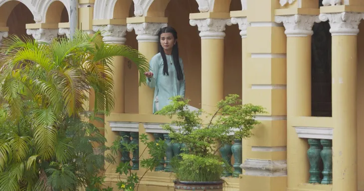 Phim Mộng phù hoa - Tập 6: Ba Trang bị chồng mới phát hiện chuyện thất thân khi động phòng - Ảnh 8. Phim Mộng phù hoa - Tập 6: Ba Trang bị chồng mới phát hiện chuyện thất thân khi động phòng - Ảnh 8.