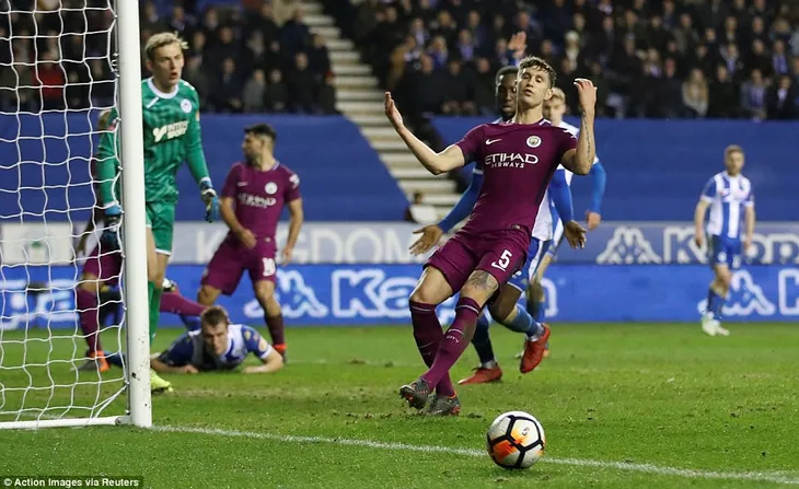 Thua sốc Wigan, Manchester City bị loại khỏi cúp FA - Ảnh 1. Thua sốc Wigan, Manchester City bị loại khỏi cúp FA - Ảnh 1.