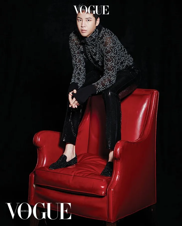 Mỹ nam Jang Geun Suk không muốn khán giả nhận ra mình trong phim mới - Ảnh 1. Mỹ nam Jang Geun Suk không muốn khán giả nhận ra mình trong phim mới - Ảnh 1.