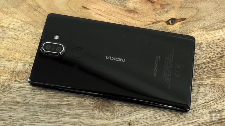 Huyền thoại Nokia Sirocco được hồi sinh tại MWC 2018 - Ảnh 6. Huyền thoại Nokia Sirocco được hồi sinh tại MWC 2018 - Ảnh 6.