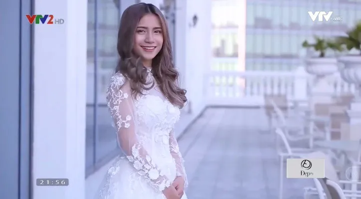 Xu hướng váy cưới 2018: Cổ cao, ống tay dài? - Ảnh 2. Xu hướng váy cưới 2018: Cổ cao, ống tay dài? - Ảnh 2.