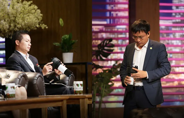 Shark Tank Việt Nam: Hai cá mập rót 4,4 tỷ đồng cho ứng dụng nhà nông thời 4.0 - Ảnh 2. Shark Tank Việt Nam: Hai cá mập rót 4,4 tỷ đồng cho ứng dụng nhà nông thời 4.0 - Ảnh 2.