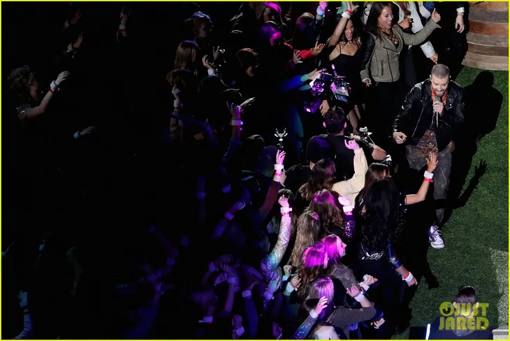 Justin Timberlake làm rung chuyển Super Bowl Halftime Show 2018 với loạt hit đình đám - Ảnh 12. Justin Timberlake làm rung chuyển Super Bowl Halftime Show 2018 với loạt hit đình đám - Ảnh 12.