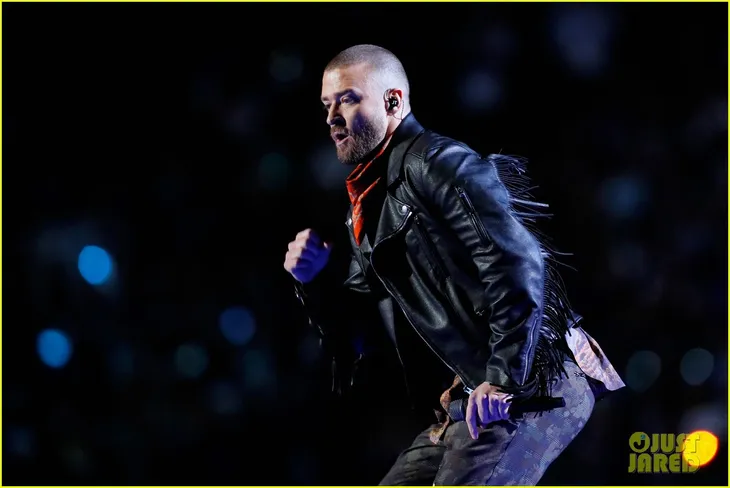 Justin Timberlake làm rung chuyển Super Bowl Halftime Show 2018 với loạt hit đình đám - Ảnh 15. Justin Timberlake làm rung chuyển Super Bowl Halftime Show 2018 với loạt hit đình đám - Ảnh 15.