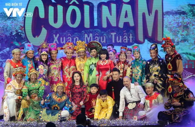 Táo quân 2018: Ngắm dàn Táo “bung lụa” trên thiên đình - Ảnh 4. Táo quân 2018: Ngắm dàn Táo “bung lụa” trên thiên đình - Ảnh 4.