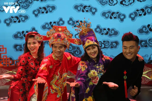 Táo quân 2018: Ngắm dàn Táo “bung lụa” trên thiên đình - Ảnh 6. Táo quân 2018: Ngắm dàn Táo “bung lụa” trên thiên đình - Ảnh 6.