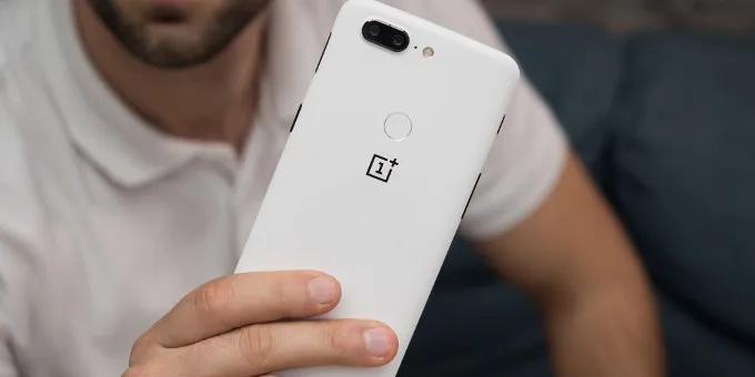 Những mẫu smartphone đáng đồng tiền bát gạo nhất đầu năm 2018 - Ảnh 13. Những mẫu smartphone đáng đồng tiền bát gạo nhất đầu năm 2018 - Ảnh 13.