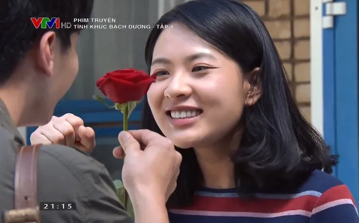 Tình khúc Bạch Dương - Tập 4: Hùng khiến nhiều cô gái phát ghen vì tình yêu dành cho Quyên - Ảnh 4. Tình khúc Bạch Dương - Tập 4: Hùng khiến nhiều cô gái phát ghen vì tình yêu dành cho Quyên - Ảnh 4.