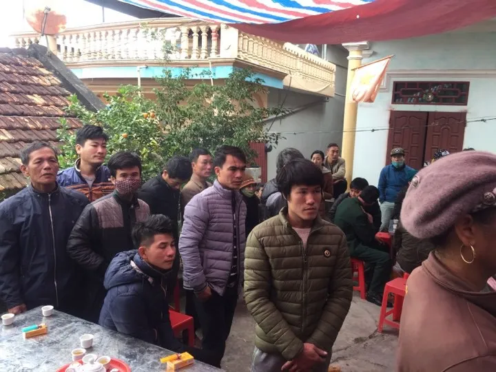 Vụ chìm thuyền ở Thanh Hóa: Bi kịch ập đến người đàn bà góa phụ - Ảnh 2. Vụ chìm thuyền ở Thanh Hóa: Bi kịch ập đến người đàn bà góa phụ - Ảnh 2.