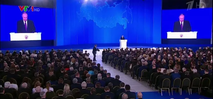 Tổng thống Putin đọc Thông điệp Liên bang cuối cùng trong nhiệm kỳ - Ảnh 1. Tổng thống Putin đọc Thông điệp Liên bang cuối cùng trong nhiệm kỳ - Ảnh 1.
