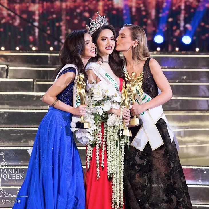Sau khi đăng quang Hoa Hậu Hương Giang Idol sẽ làm gì? - Ảnh 6. Sau khi đăng quang Hoa Hậu Hương Giang Idol sẽ làm gì? - Ảnh 6.
