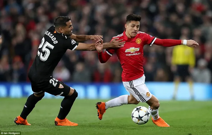 Toàn cảnh Man Utd gục ngã trước Sevilla - Ảnh 10. Toàn cảnh Man Utd gục ngã trước Sevilla - Ảnh 10.