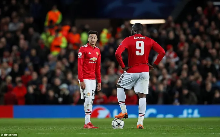Toàn cảnh Man Utd gục ngã trước Sevilla - Ảnh 17. Toàn cảnh Man Utd gục ngã trước Sevilla - Ảnh 17.