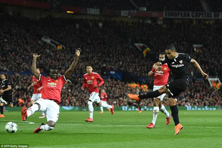Toàn cảnh Man Utd gục ngã trước Sevilla - Ảnh 6. Toàn cảnh Man Utd gục ngã trước Sevilla - Ảnh 6.