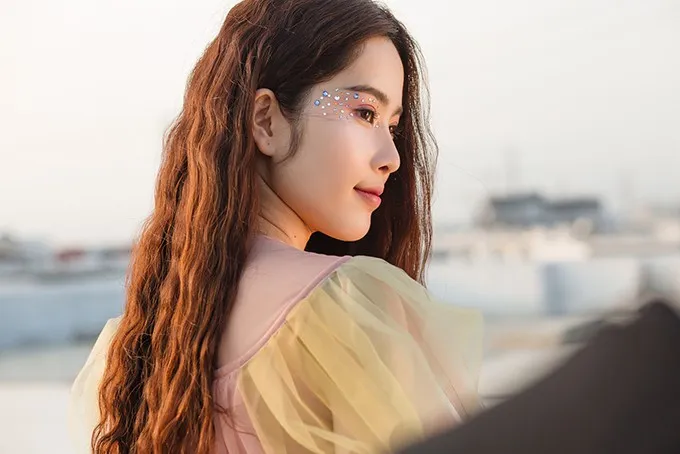 Nam Em tung MV ngôn tình Cùng anh đi xa - Ảnh 7. Nam Em tung MV ngôn tình Cùng anh đi xa - Ảnh 7.