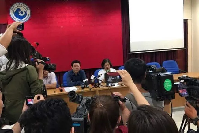Nhìn lại toàn cảnh vụ thông tin 2 mẹ con tử vong do sinh tại nhà trên Facebook - Ảnh 2. Nhìn lại toàn cảnh vụ thông tin 2 mẹ con tử vong do sinh tại nhà trên Facebook - Ảnh 2.