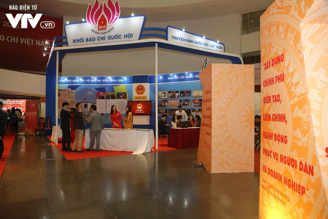 Toàn cảnh tưng bừng, rộn ràng Hội Báo toàn quốc 2018 - Ảnh 19. Toàn cảnh tưng bừng, rộn ràng Hội Báo toàn quốc 2018 - Ảnh 19.