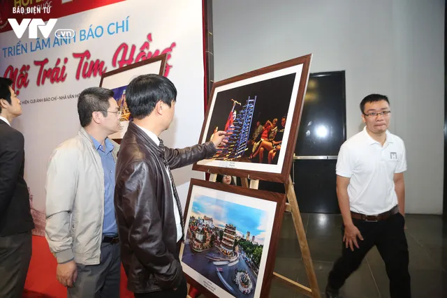 Toàn cảnh tưng bừng, rộn ràng Hội Báo toàn quốc 2018 - Ảnh 22. Toàn cảnh tưng bừng, rộn ràng Hội Báo toàn quốc 2018 - Ảnh 22.