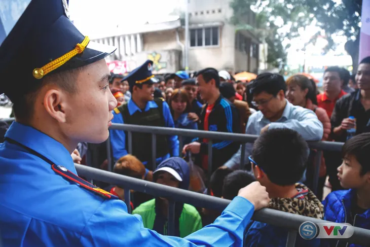 Khoảnh khắc ngôi sao của Xuân Trường đem về 1 điểm cho HAGL - Ảnh 3. Khoảnh khắc ngôi sao của Xuân Trường đem về 1 điểm cho HAGL - Ảnh 3.