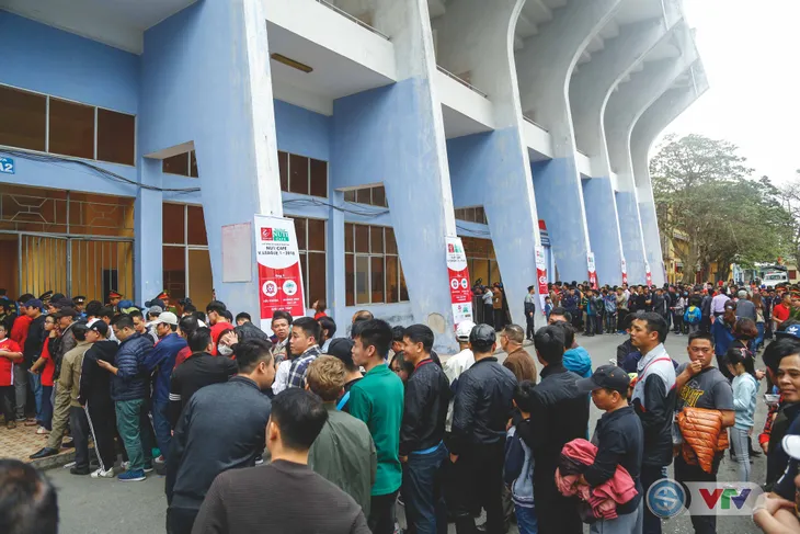 Khoảnh khắc ngôi sao của Xuân Trường đem về 1 điểm cho HAGL - Ảnh 2. Khoảnh khắc ngôi sao của Xuân Trường đem về 1 điểm cho HAGL - Ảnh 2.