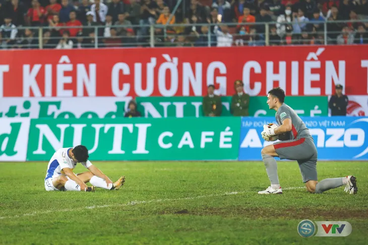 Khoảnh khắc ngôi sao của Xuân Trường đem về 1 điểm cho HAGL - Ảnh 14. Khoảnh khắc ngôi sao của Xuân Trường đem về 1 điểm cho HAGL - Ảnh 14.