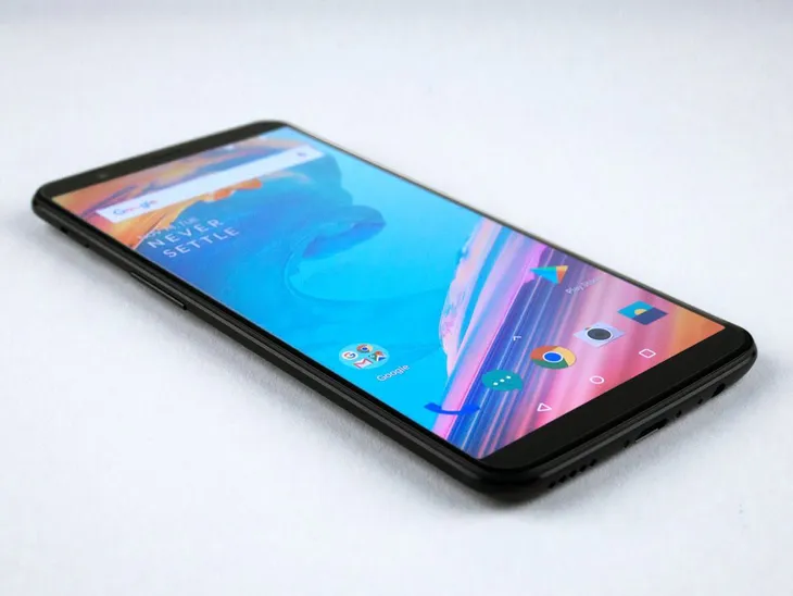10 mẫu smartphone tốt nhất thế giới: iPhone X tụt hạng thê thảm - Ảnh 8.