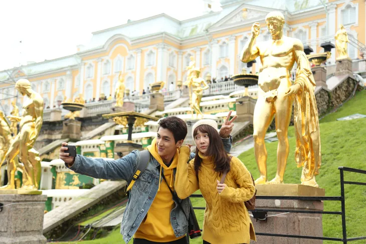 Bình An lãi to rồi, hết Quỳnh Kool theo đuổi đến Nhã Phương yêu - Ảnh 2. Bình An lãi to rồi, hết Quỳnh Kool theo đuổi đến Nhã Phương yêu - Ảnh 2.