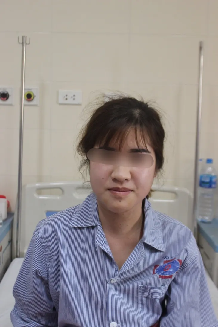 Lần đầu tiên triển khai phẫu thuật u giáp qua đường miệng - Ảnh 1. Lần đầu tiên triển khai phẫu thuật u giáp qua đường miệng - Ảnh 1.