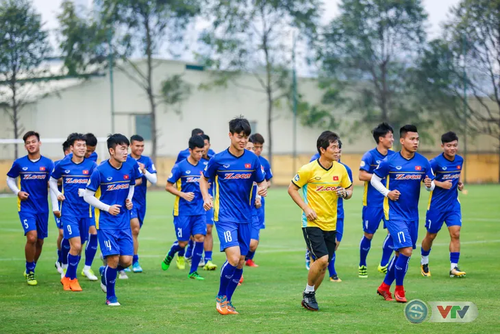 ẢNH: ĐTQG Việt Nam tập luyện trước trận gặp Jordan - Ảnh 7. ẢNH: ĐTQG Việt Nam tập luyện trước trận gặp Jordan - Ảnh 7.